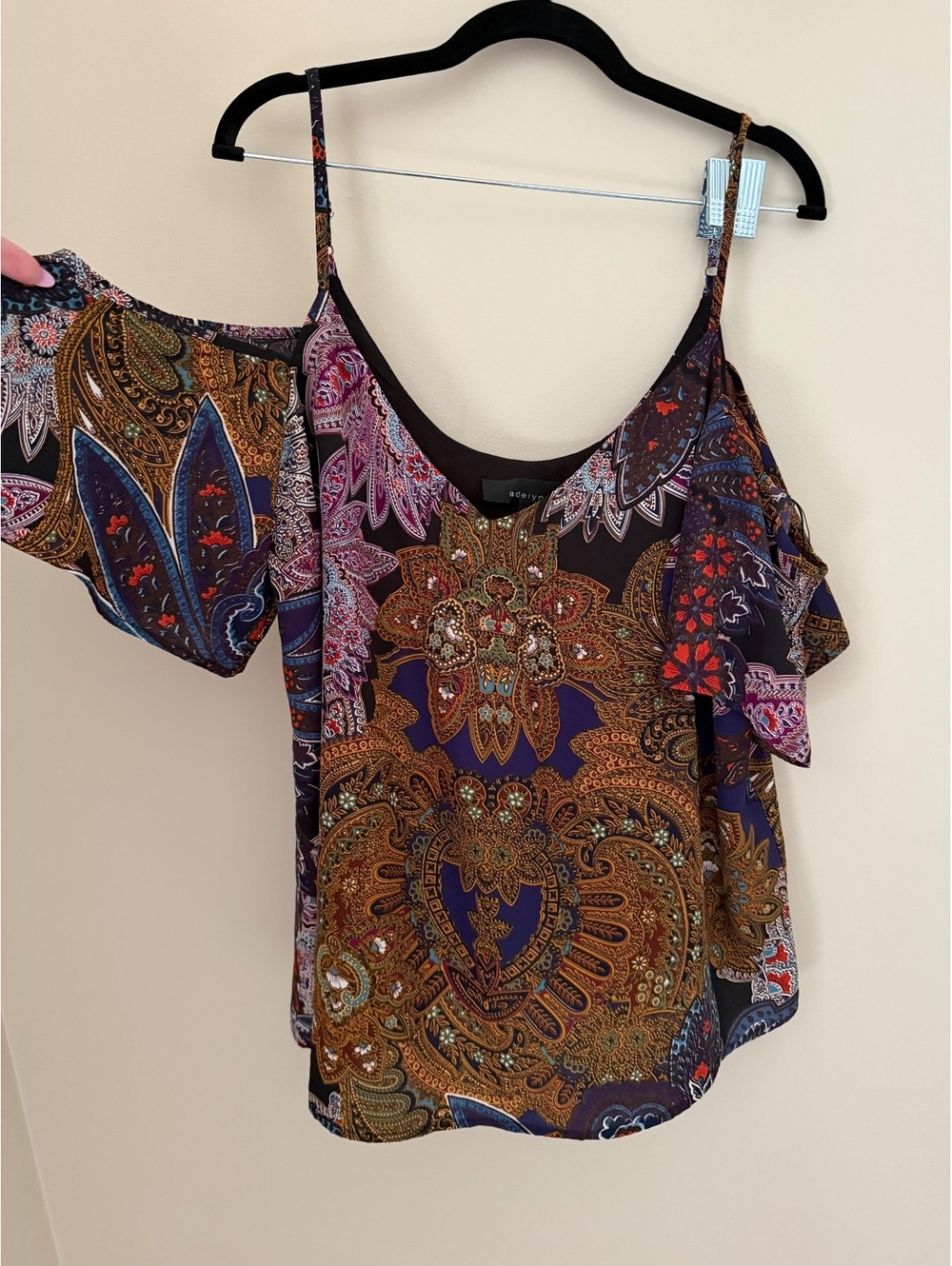 L Adelyn Rae cold shoulder blouse